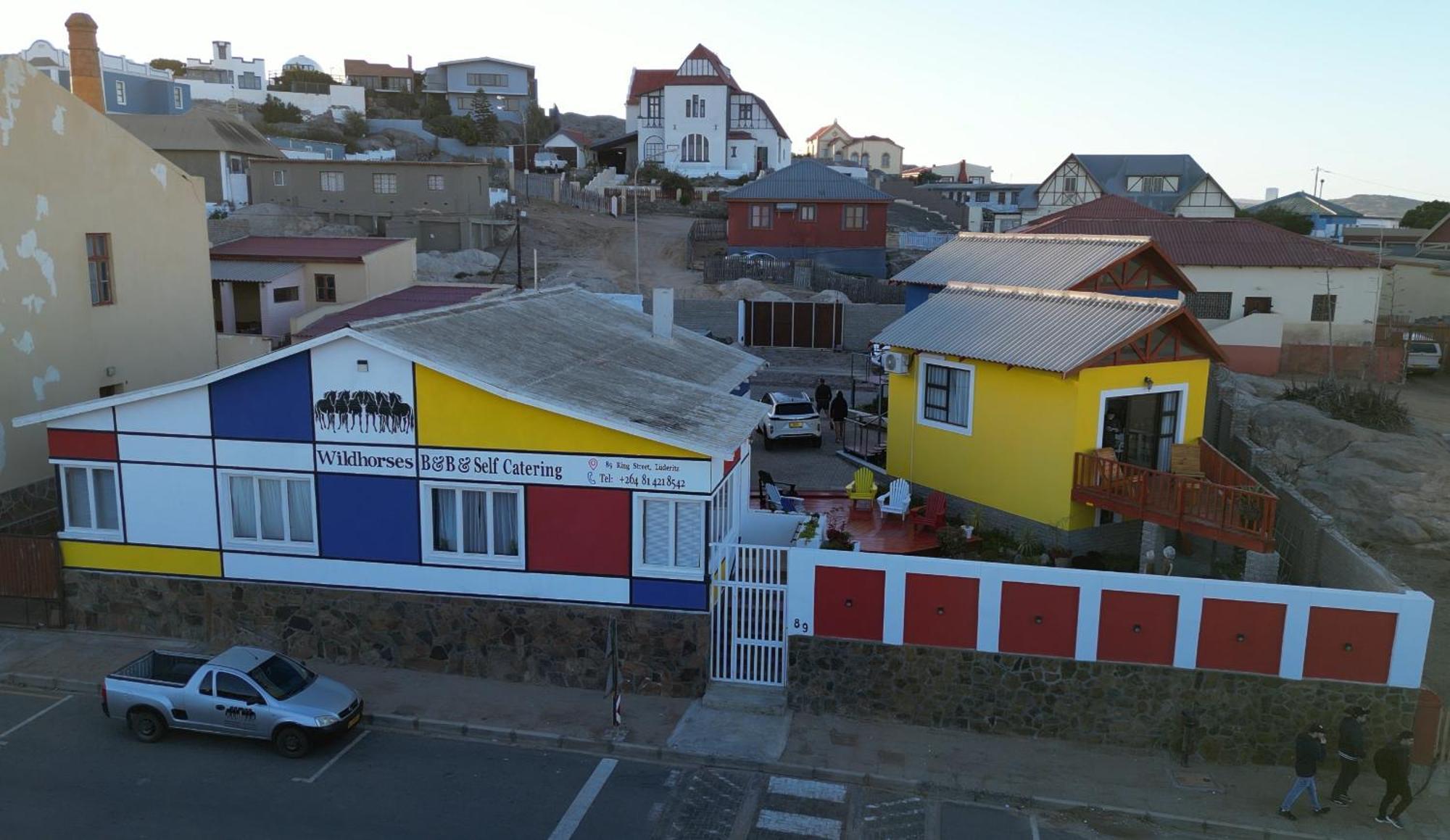 Wildhorses B&B And Self Catering Lüderitz Zewnętrze zdjęcie